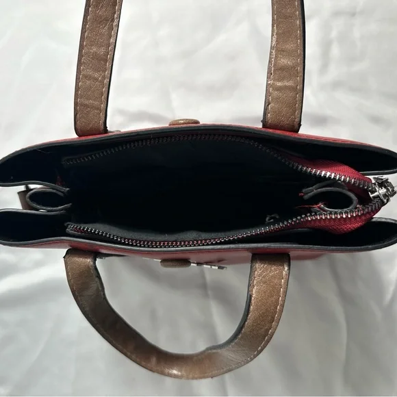 Jeep Red Tote with Tan Handles - Picture 9 of 11